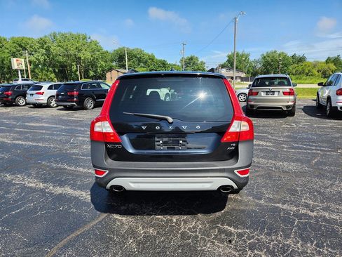 Used 2010 Volvo XC70 T6 AWD/4WD image 4