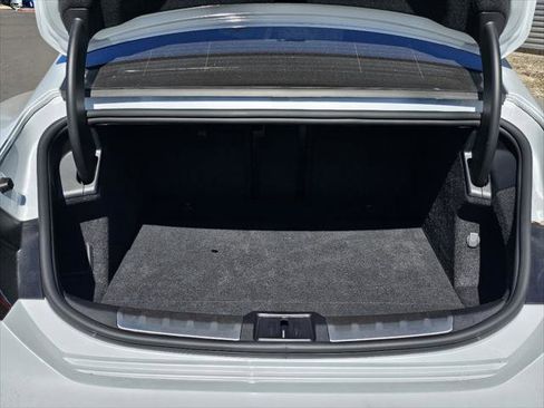 Used 2023 Audi e-tron GT Prestige w/ Prestige Package image 7