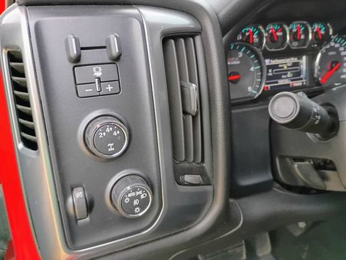 Used 2015 Chevrolet Silverado 2500 LT w/ Z71 Package, Off-Road AWD/4WD image 31