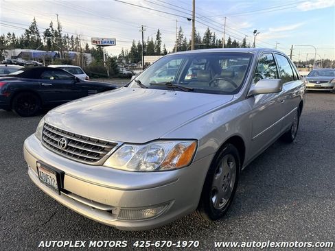 Used 2004 Toyota Avalon XLS image 4