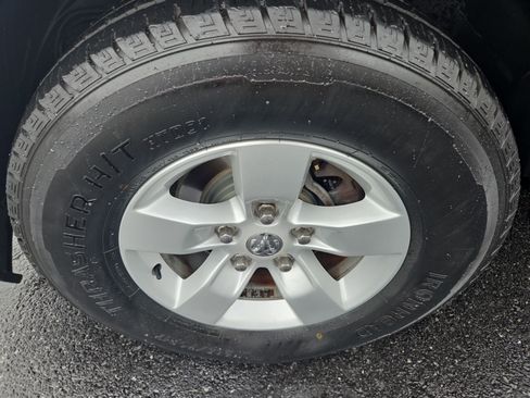 Certified 2019 RAM 1500 Tradesman w/ Popular Equipment Group RWD image 13