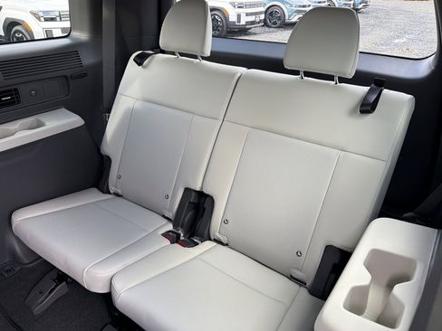 New 2026 Hyundai Santa Fe SEL image 18