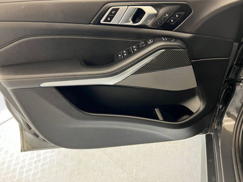 New 2026 BMW X5 M60i image 12