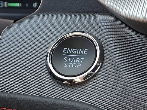 Used 2025 Ford Explorer ST-Line w/ ST-Line Street Pack image 29