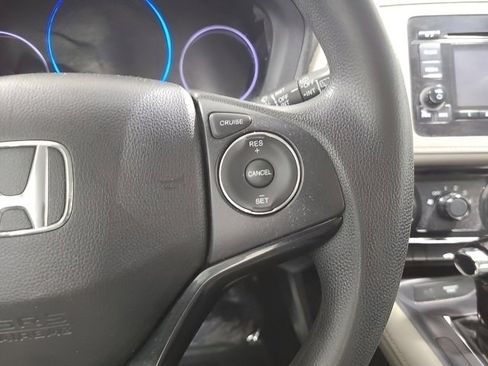 Certified 2021 Honda HR-V LX image 23