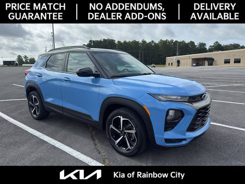 Used 2023 Chevrolet TrailBlazer RS FWD image 3