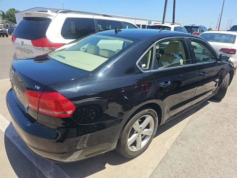 Used 2015 Volkswagen Passat 1.8T Limited Edition FWD image 4