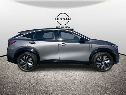 Certified 2023 Nissan Ariya FWD image 5