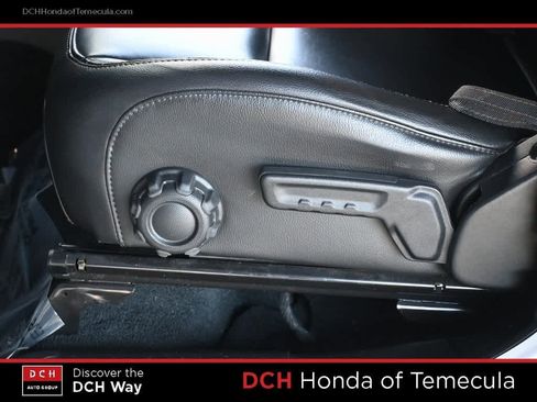 Used 2022 Jeep Wrangler Unlimited Sahara image 17