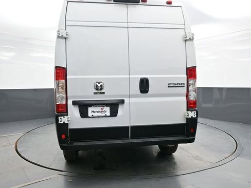 Used 2024 RAM ProMaster 2500 w/ Convenience Group FWD image 42
