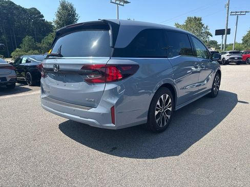 Used 2026 Honda Odyssey Elite image 5