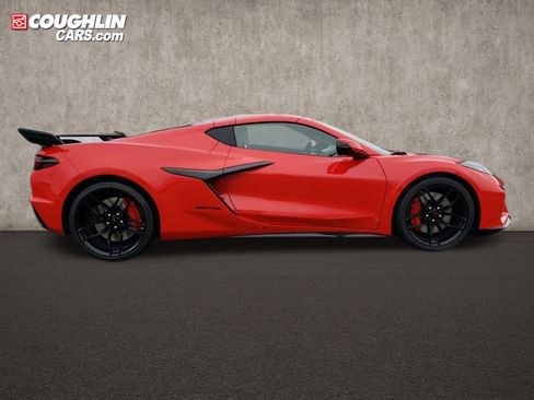 New 2026 Chevrolet Corvette Z06 w/ Stealth Interior Trim Package image 6