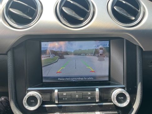 Used 2021 Ford Mustang Premium image 22