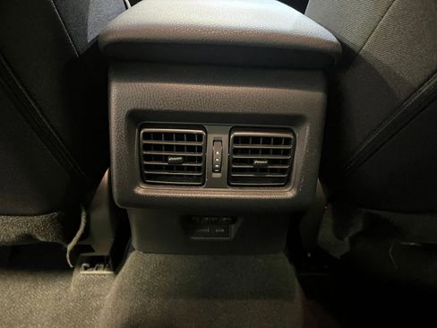 Used 2025 Toyota Camry LE image 23