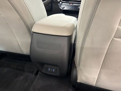 Used 2025 Hyundai Sonata SEL FWD image 12
