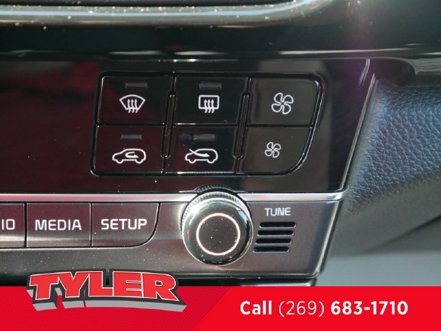 Used 2024 Kia Seltos X-Line AWD/4WD image 26