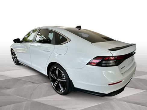 Used 2023 Honda Accord Sport image 6