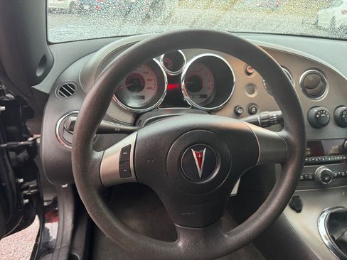 Used 2008 Pontiac Solstice Convertible w/ Preferred Package image 8