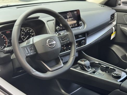 New 2026 Nissan Rogue SV w/ Cold Weather Package AWD/4WD image 20