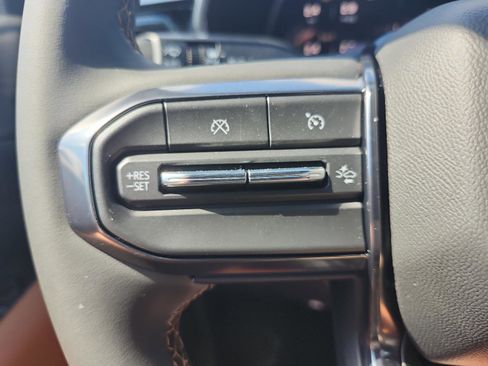 New 2026 GMC Canyon AT4 image 17