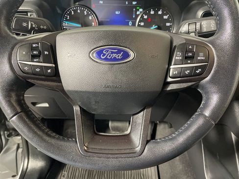 Used 2020 Ford Explorer XLT w/ Comfort Package AWD/4WD image 14