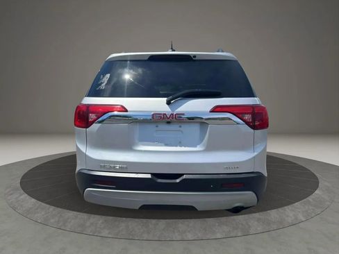 Used 2017 GMC Acadia SLE image 6