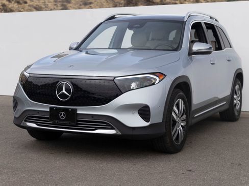 Used 2024 Mercedes-Benz EQB 250+ image 5