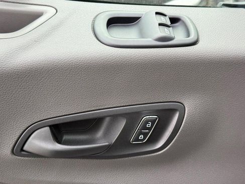 New 2026 Ford Transit 250 T-250 Med Rf 9150 GVWR RWD image 17