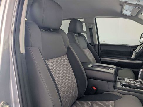 Used 2018 Toyota Tundra SR5 w/ TRD Off Road Package AWD/4WD image 32