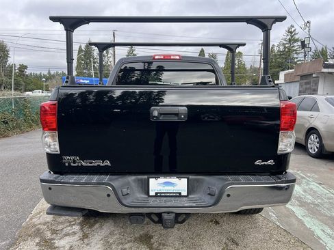 Used 2013 Toyota Tundra Platinum image 4