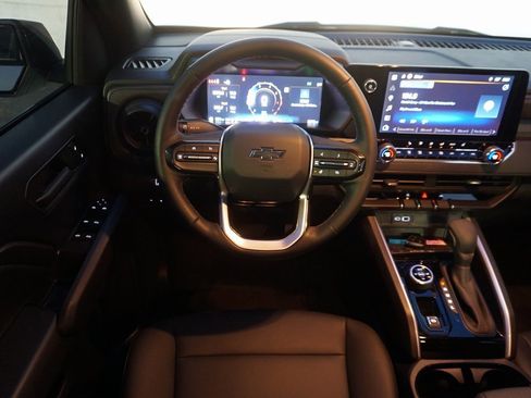 Certified 2025 Chevrolet Colorado Trail Boss image 12