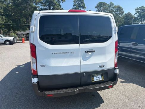 Used 2019 Ford Transit 150 XL RWD image 3
