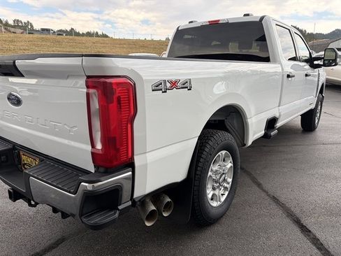 Used 2026 Ford F250 XLT AWD/4WD image 6