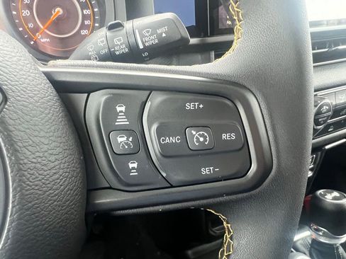 Used 2024 Jeep Wrangler Sport S AWD/4WD image 21