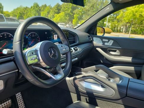 Used 2023 Mercedes-Benz GLS 450 4MATIC image 14