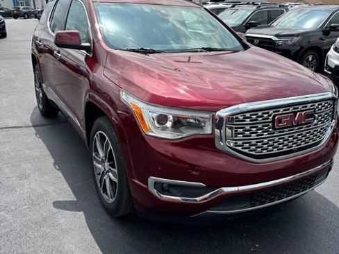 Used 2018 GMC Acadia Denali w/ Technology Package AWD/4WD image 1