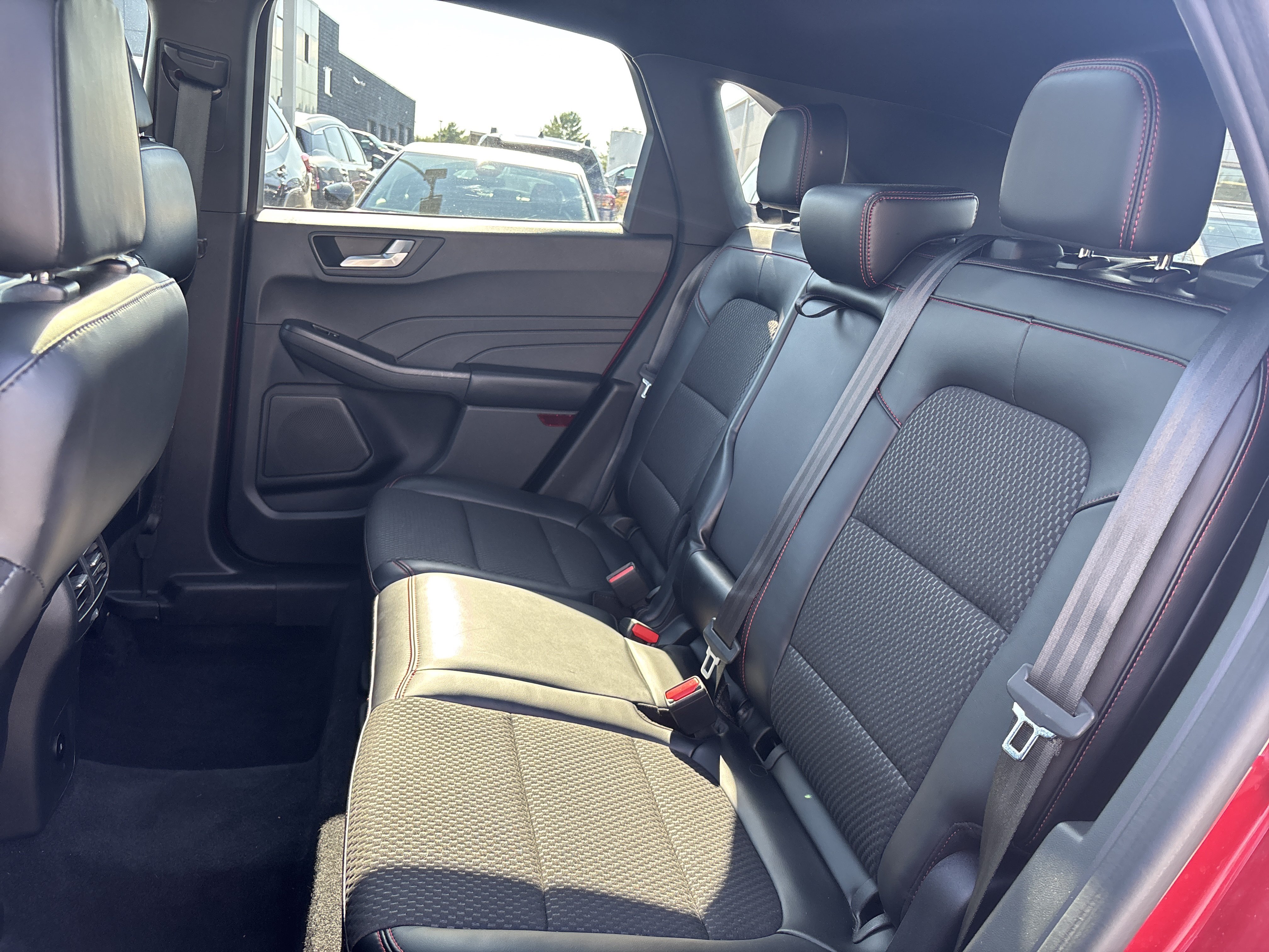 Used 2023 Ford Escape ST-Line w/ Tech Pack #1 AWD/4WD image 31