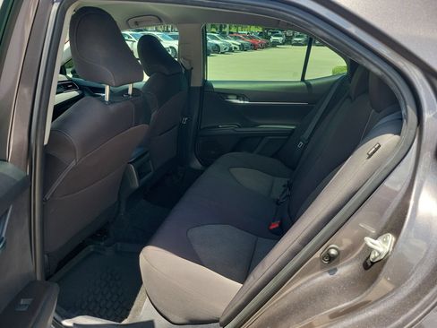 Used 2023 Toyota Camry LE FWD image 10
