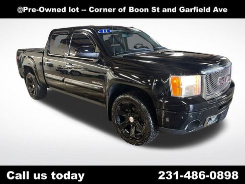 Used 2011 GMC Sierra 1500 Denali AWD/4WD image 7
