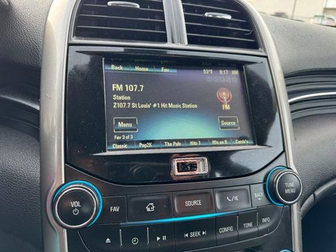 Used 2014 Chevrolet Malibu LT image 17