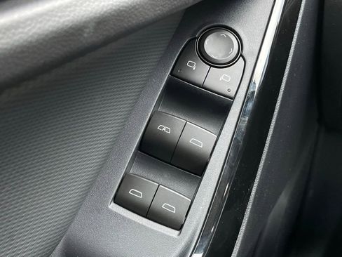 New 2026 Chevrolet Equinox LT FWD image 12