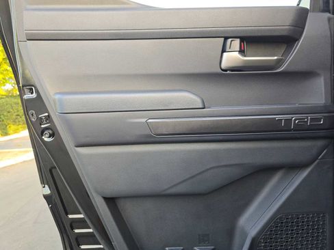 Used 2024 Toyota Tacoma TRD Sport image 15