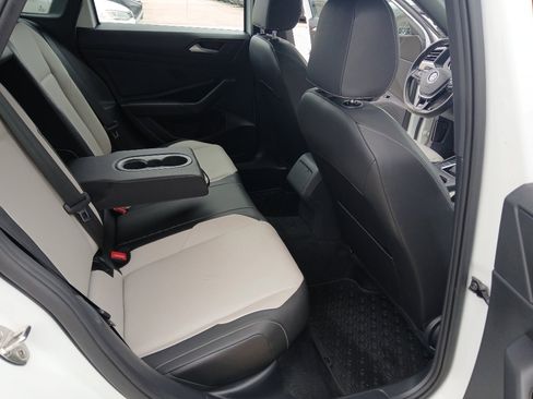 Used 2019 Volkswagen Jetta R-Line FWD image 21