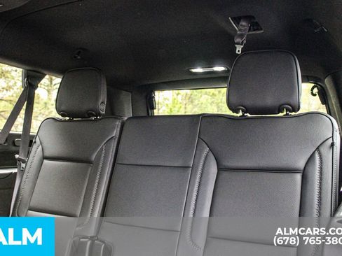 Used 2023 GMC Yukon XL Denali AWD/4WD image 19