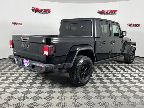 Used 2021 Jeep Gladiator Sport AWD/4WD image 3
