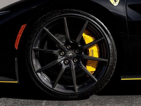 Used 2024 Ferrari 296 GTS image 23