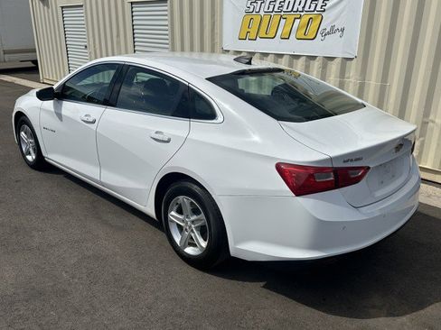 Used 2020 Chevrolet Malibu LS w/ Driver Confidence Package II FWD image 2