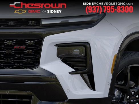 New 2026 Chevrolet Traverse RS w/ LPO, Floor Liner Package AWD/4WD image 10