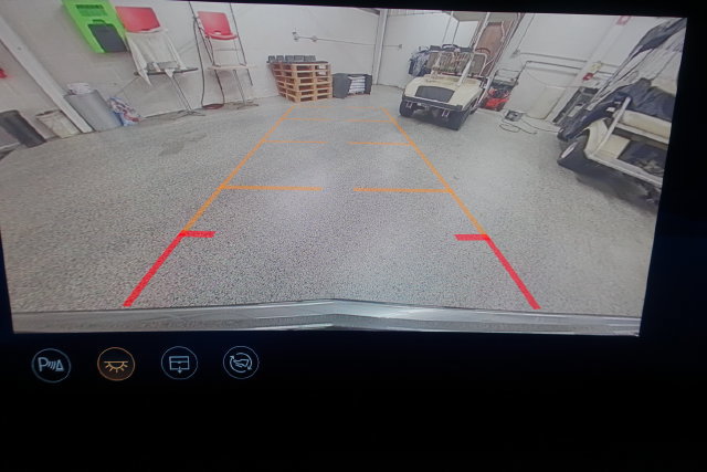 Used 2024 Cadillac Lyriq Tech AWD/4WD image 16
