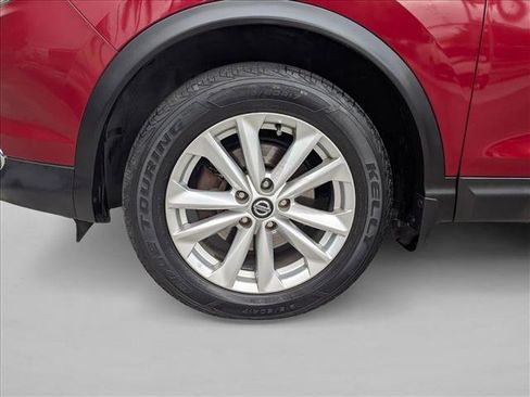 Used 2019 Nissan Rogue Sport S w/ Appearance Package image 23